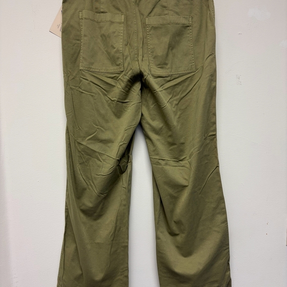 Womens Pants Khaki Style Size 14 (3 Available) #240-242 - Picture 2 of 3